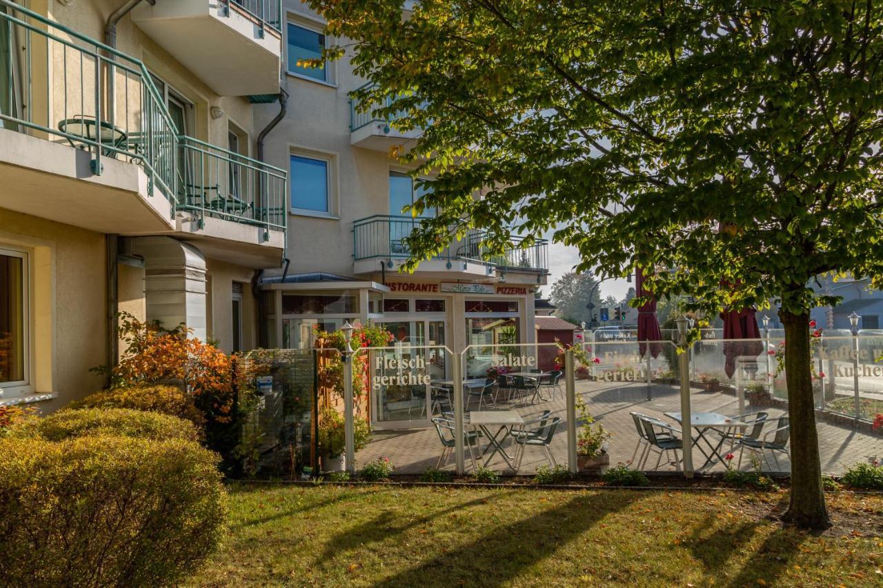 Apartment Astra Zempin Exteriör bild